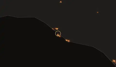 Fire near Bandar-e Kangān, Iran, 10 October 2026
